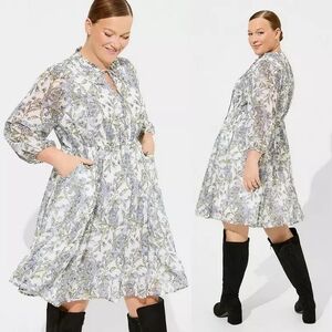 Torrid Mini Clip Dot Front Keyhole Dress Womens 2X Cottagecore Feminine Romantic